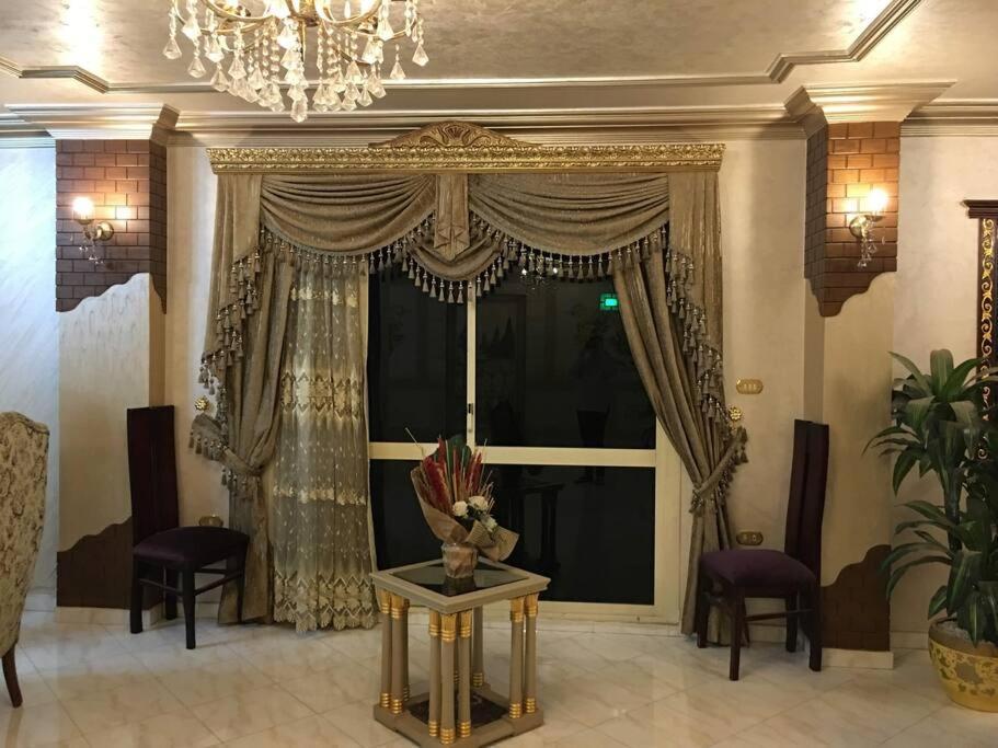 Royal Pyramids Palace Residence Le Caire Extérieur photo