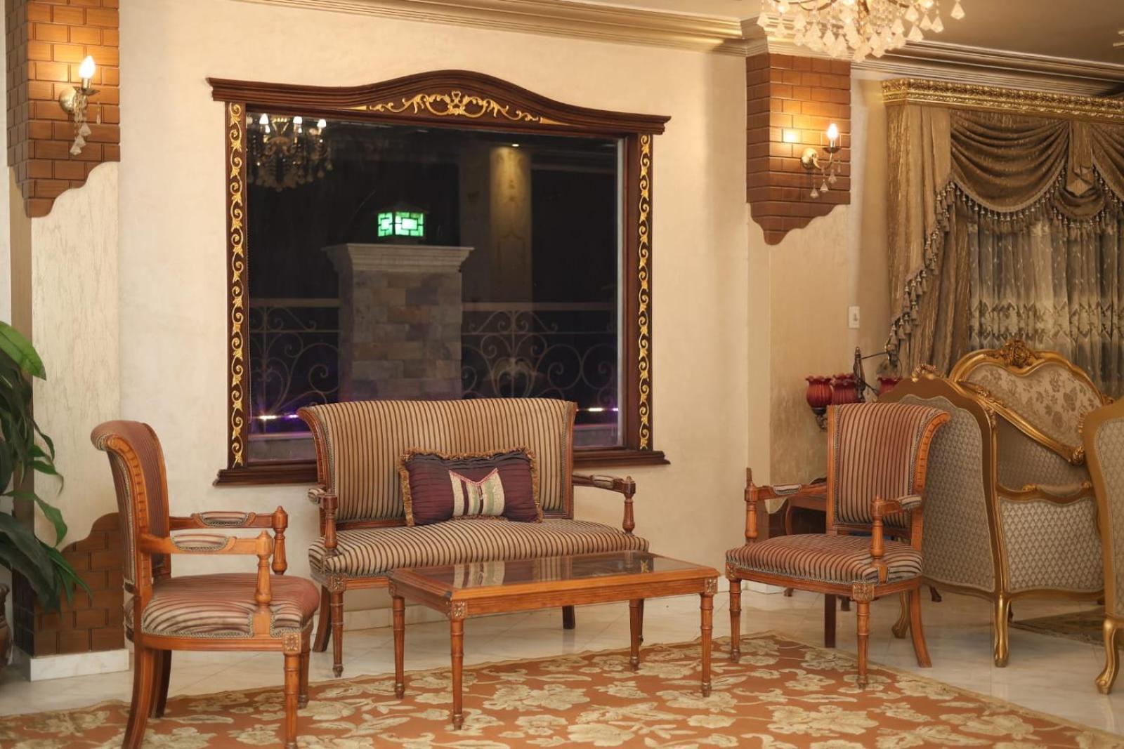 Royal Pyramids Palace Residence Le Caire Extérieur photo